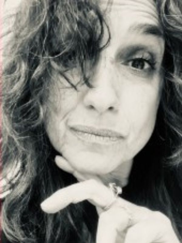 Martina Caffo autore